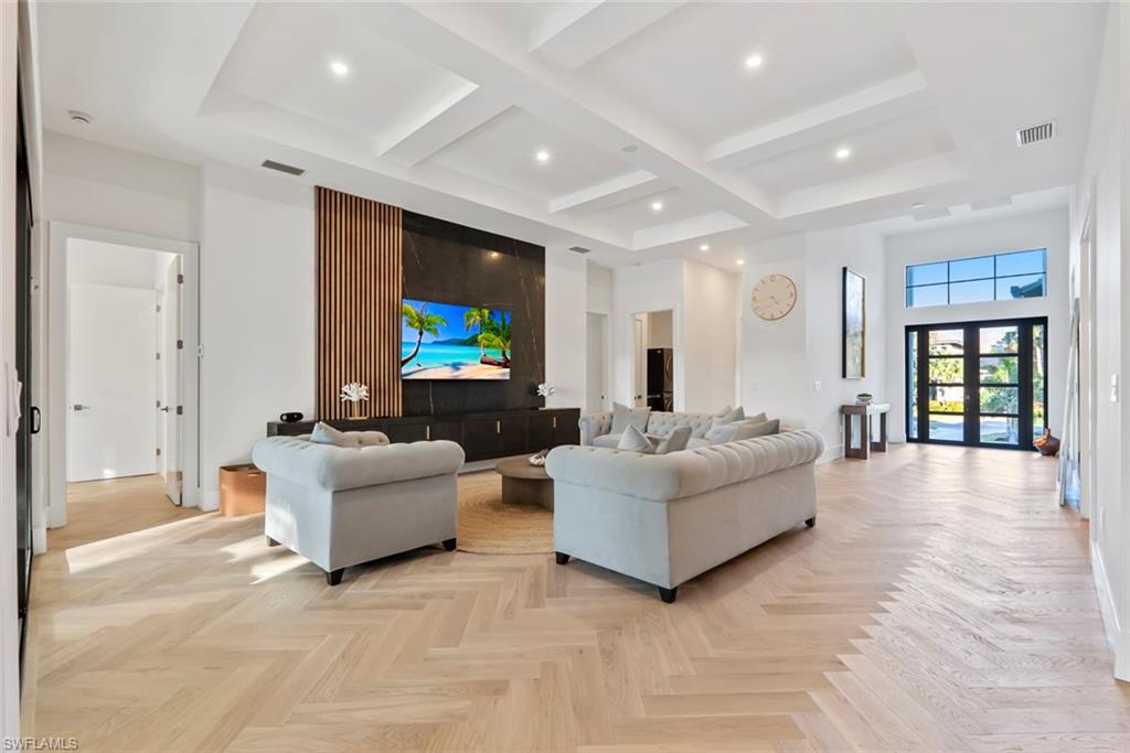 HEITMANS - Residential Lease