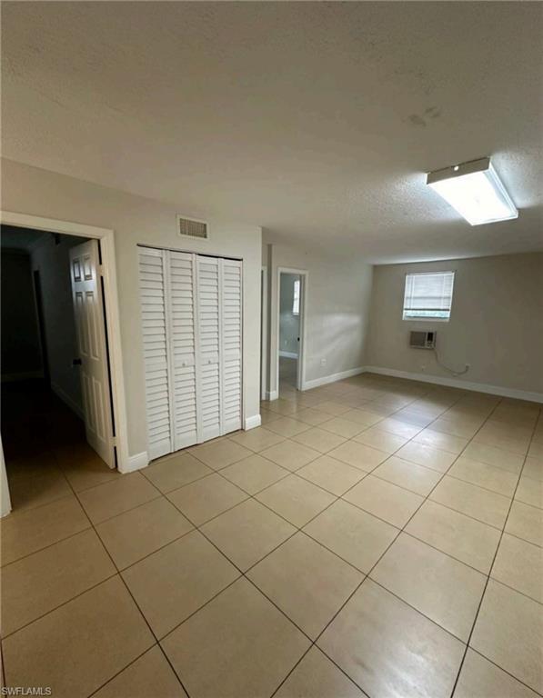 SOUTH GATE - Residential Lease