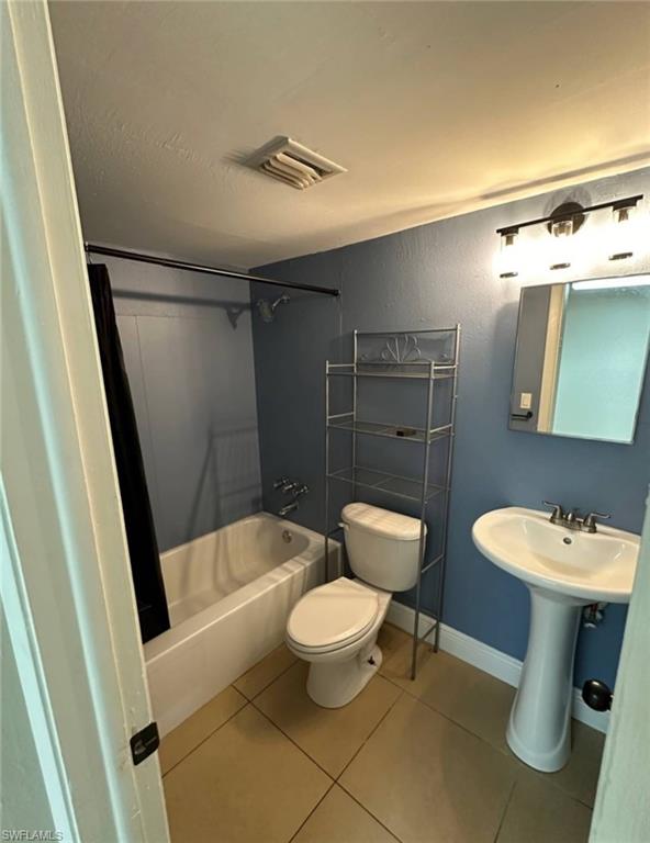 SOUTH GATE - Residential Lease