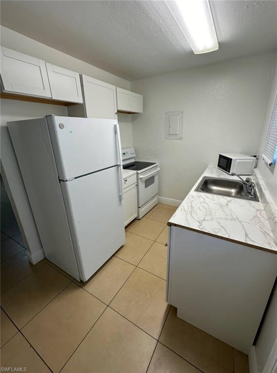 SOUTH GATE - Residential Lease