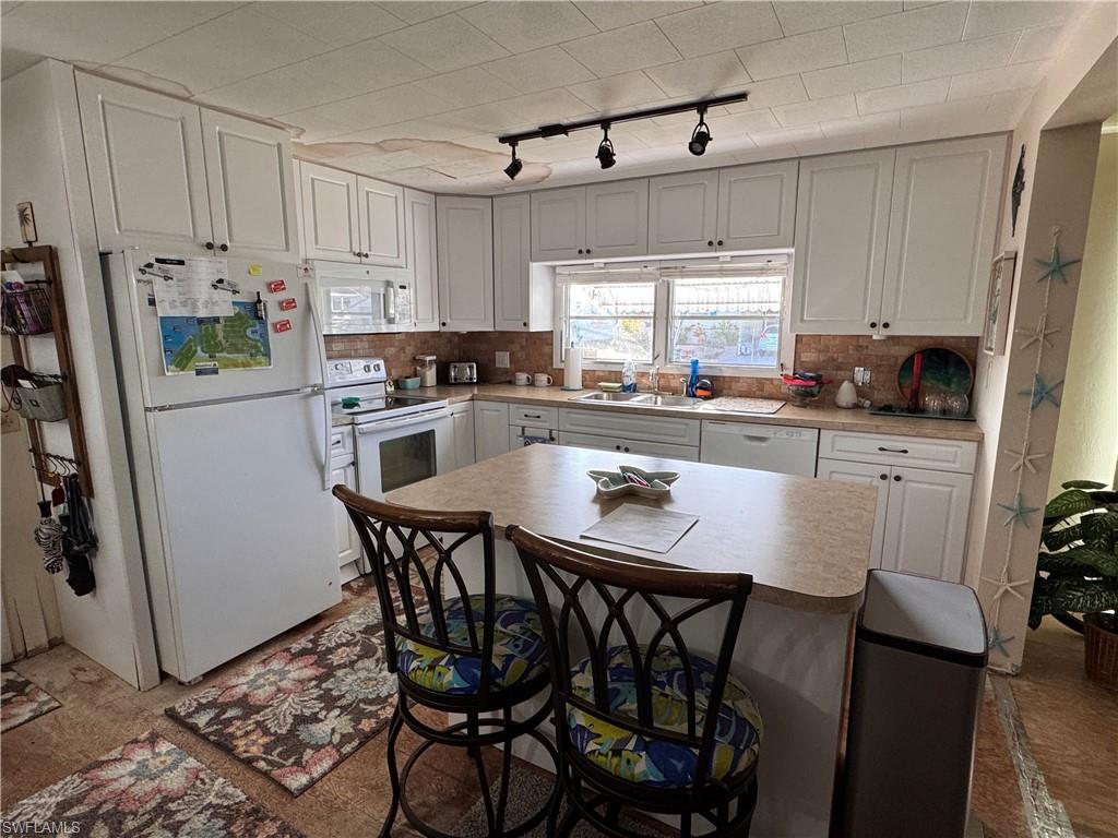 ORANGE HARBOR MOBILE HOME PARK - Residential