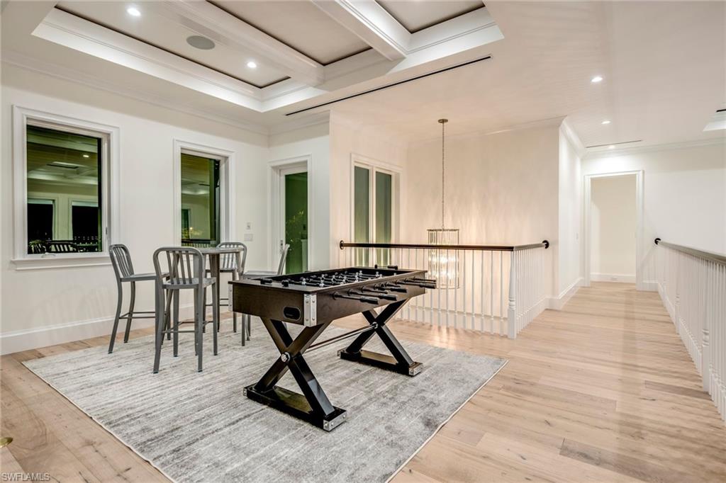 AQUALANE SHORES - Residential