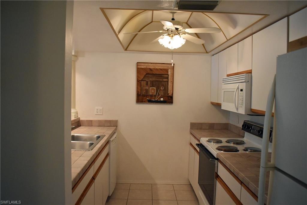 WELLINGTON AT BRECKENRIDGE - Residential