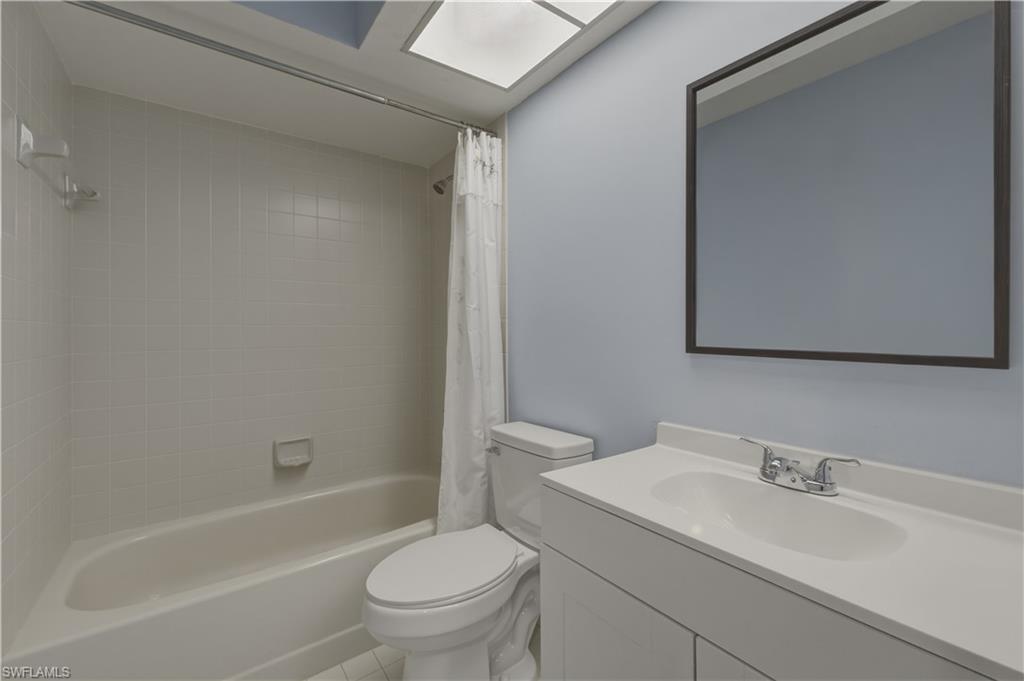 PAVILION CLUB - Residential Lease