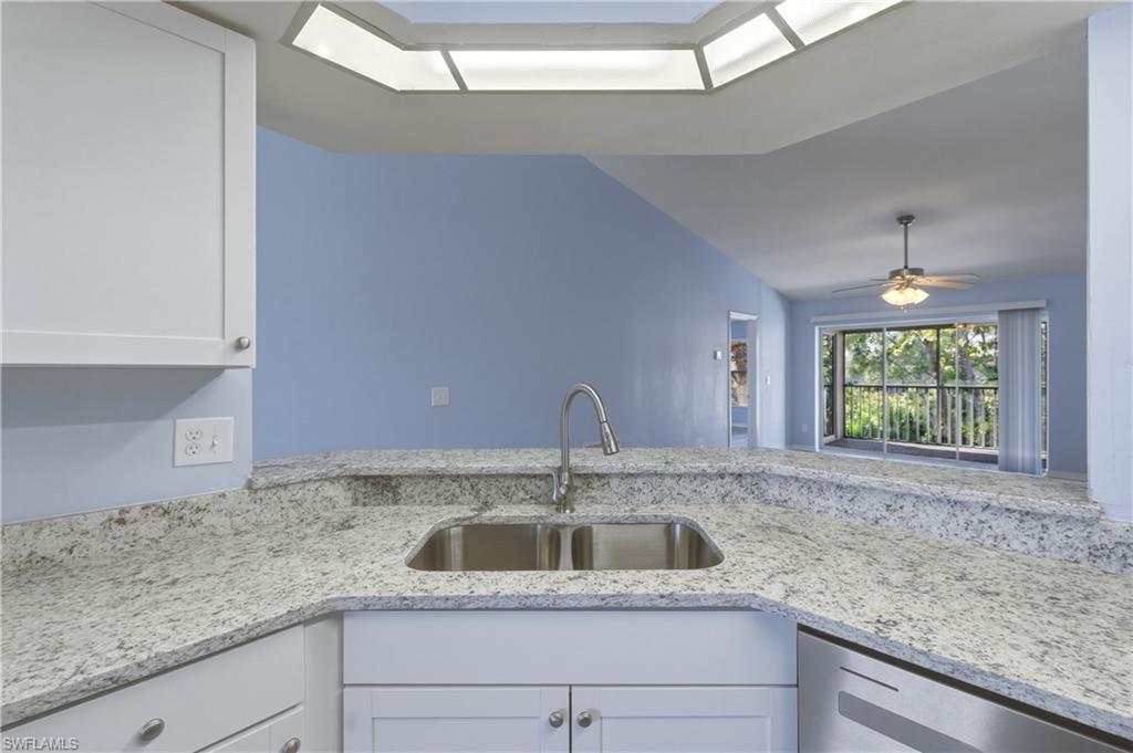 PAVILION CLUB - Residential Lease