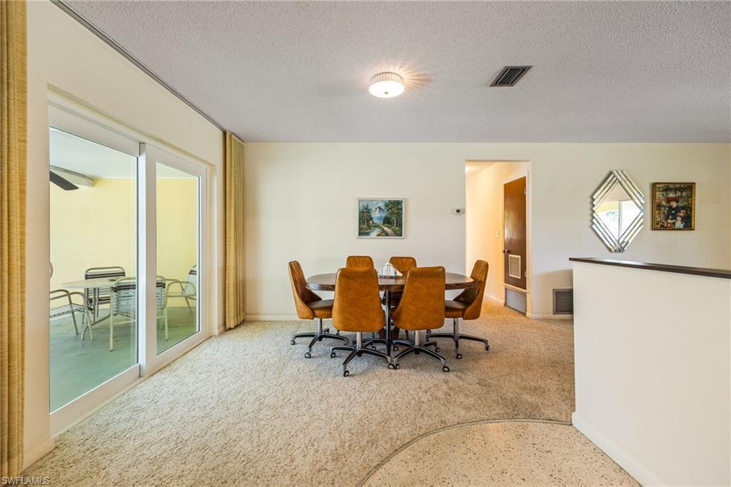 WILLOW LAKE - Residential