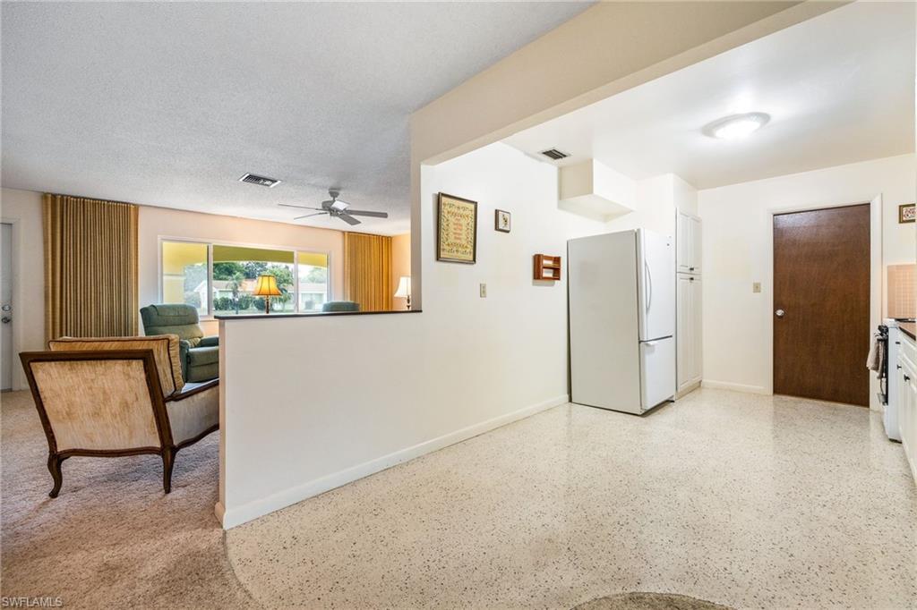 WILLOW LAKE - Residential