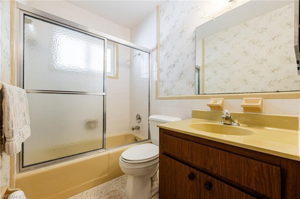 WILLOW LAKE - Residential