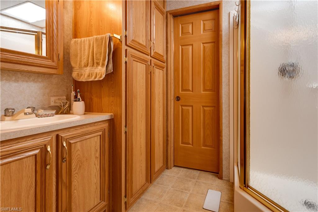 IMPERIAL WILDERNESS - Residential