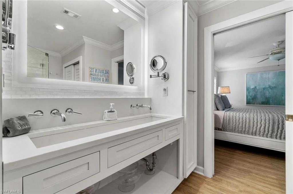 BONITA BEACH - Residential