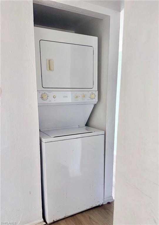 BANYAN TREE OF FT MYERS CONDO - Residential Lease