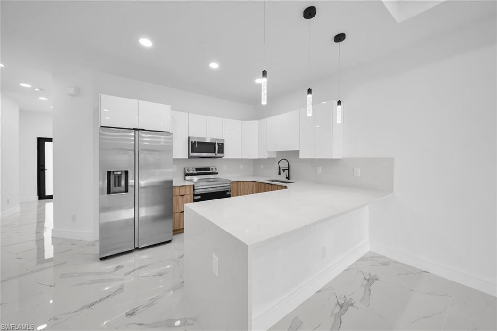 LEHIGH ACRES - Residential Income