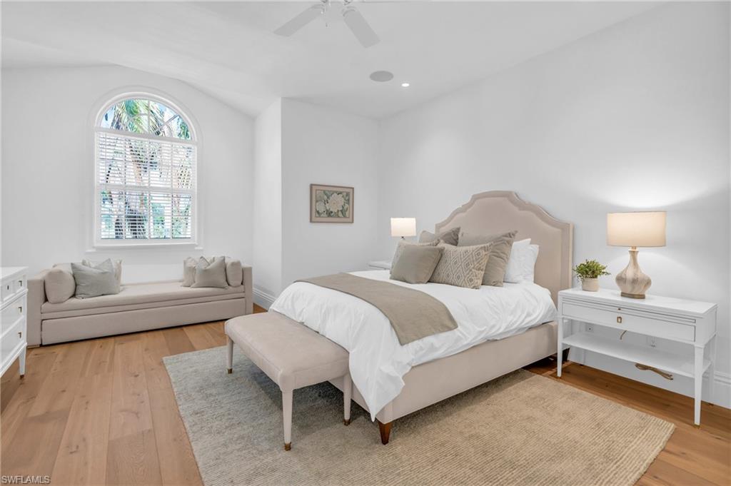 VILLA LA PALMA AT BAY COLONY - Residential