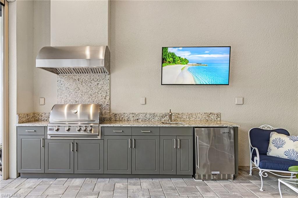 HOLLYBROOK - Residential