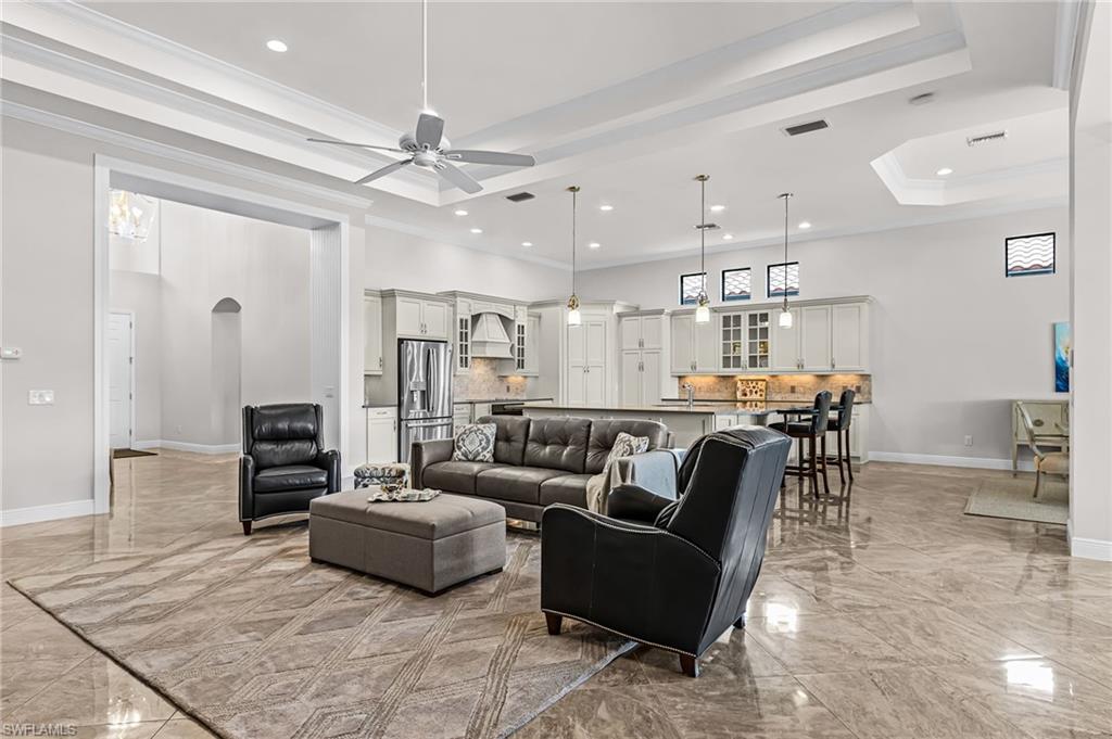 HOLLYBROOK - Residential