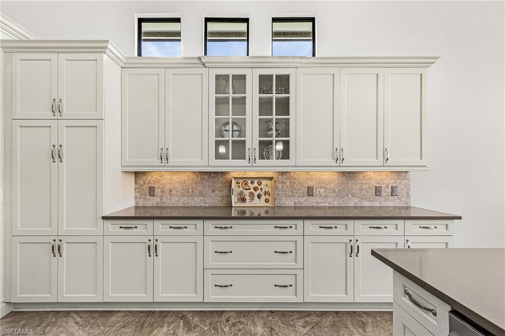 HOLLYBROOK - Residential