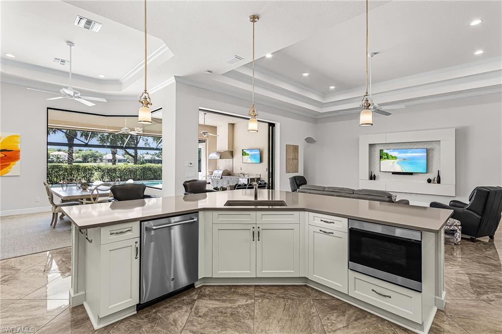 HOLLYBROOK - Residential