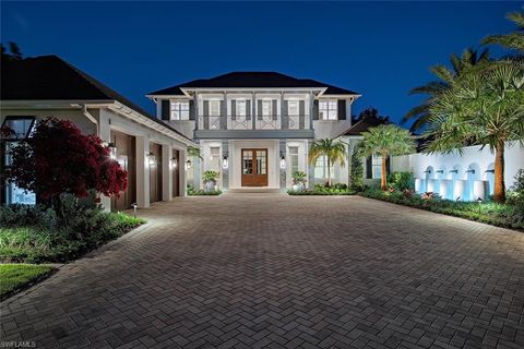 Photo of 3525 Fort Charles DR, NAPLES, FL 34102 (MLS # 225038835)