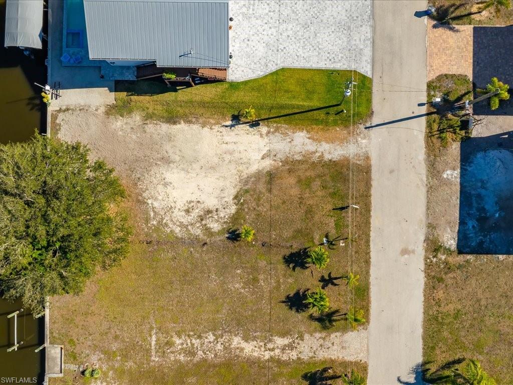 ESTERO BAY SHORES - Land