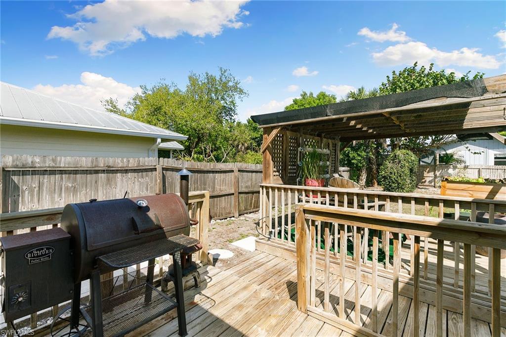 TANGELO TERRACE - Residential