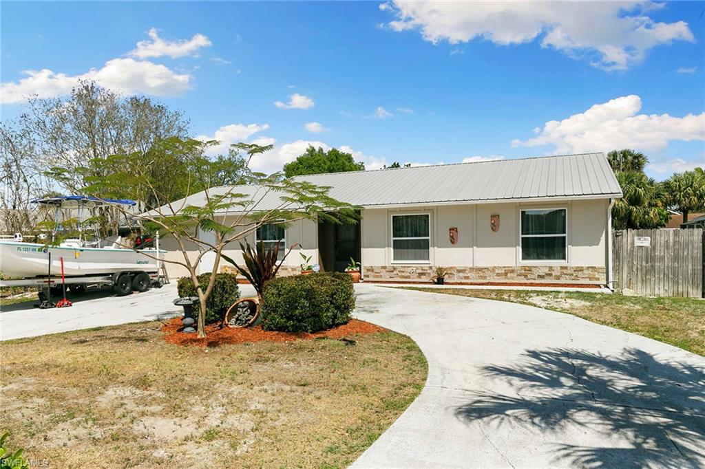 TANGELO TERRACE - Residential