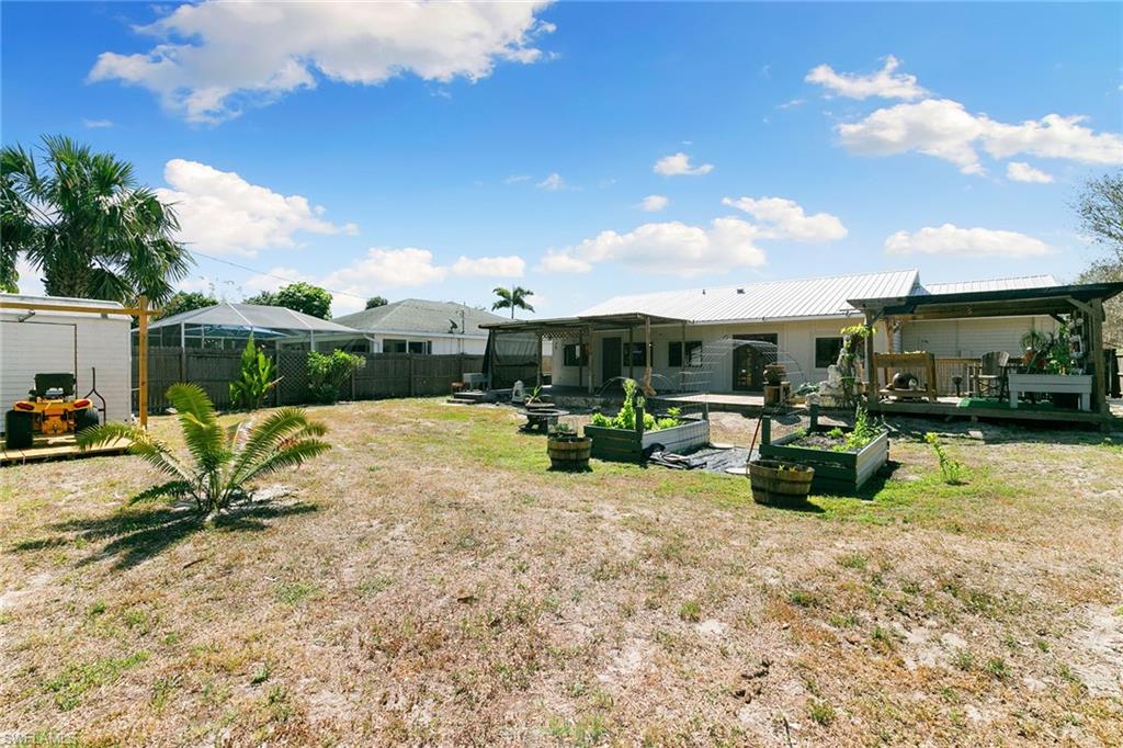 TANGELO TERRACE - Residential