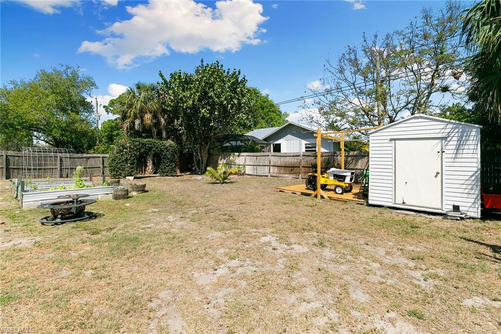 TANGELO TERRACE - Residential