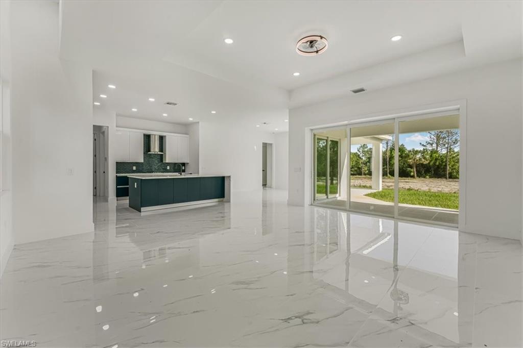 GOLDEN GATE ESTATES - Residential Lease