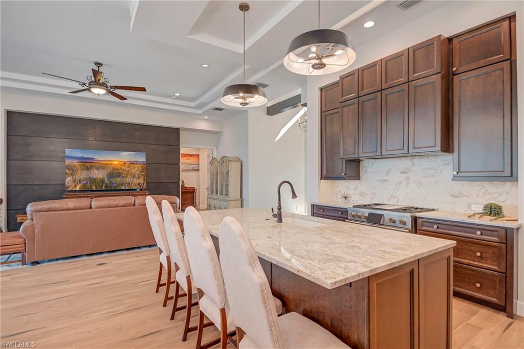 LAKE BABCOCK - Residential