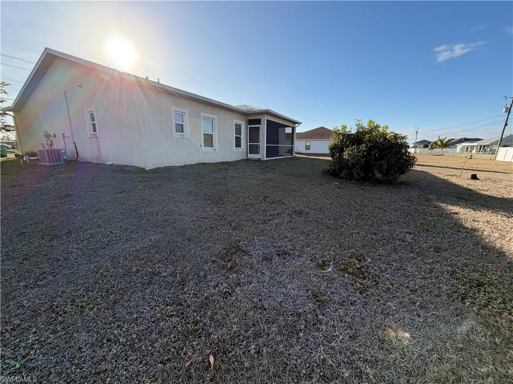 CAPE CORAL - Residential