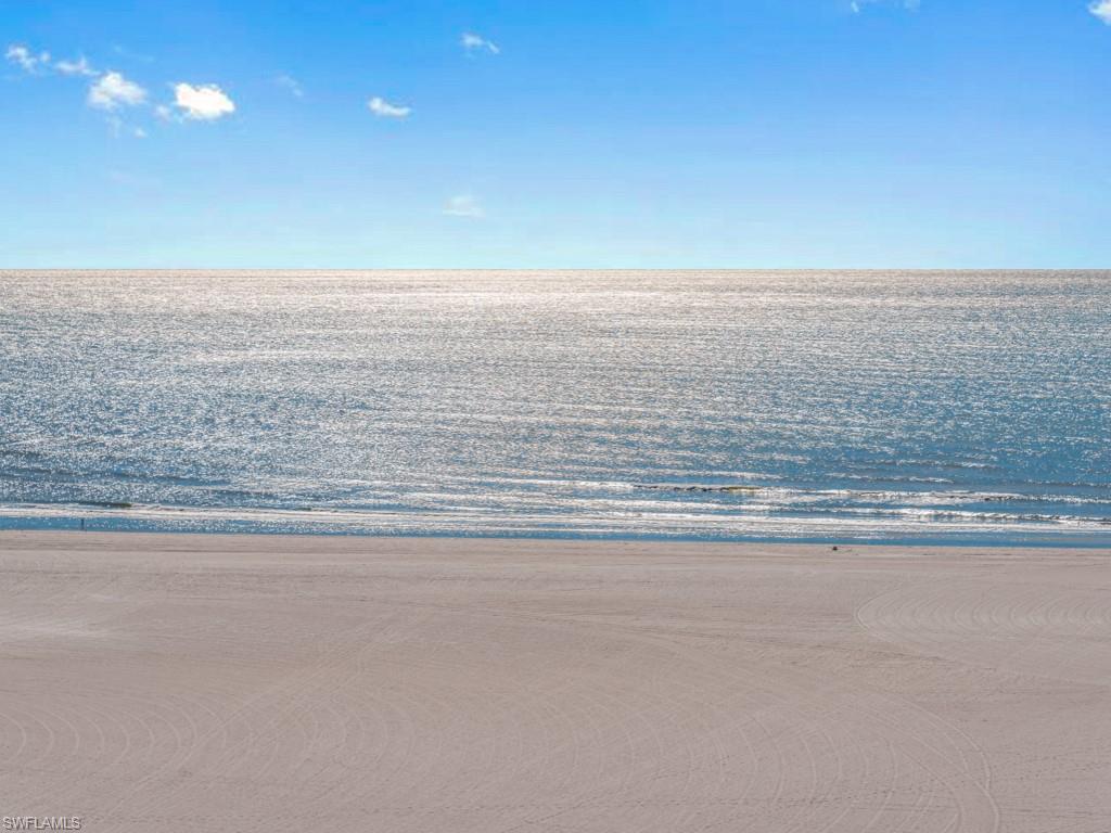 TRADEWINDS APTS OF MARCO ISLAND - Residential