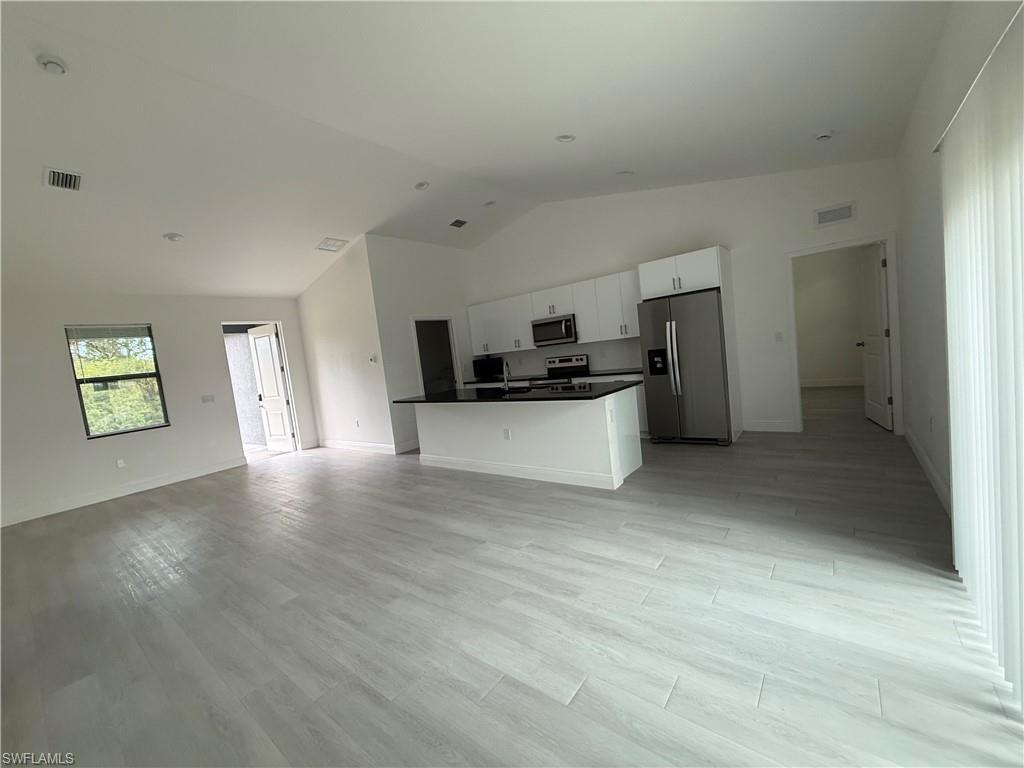 PORT LABELLE - Residential Lease