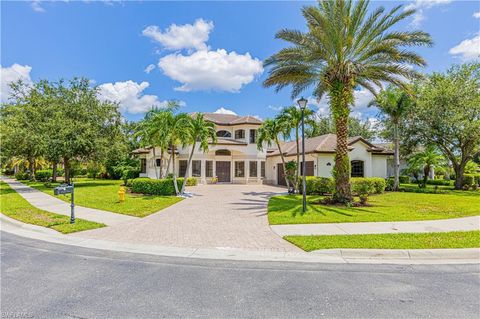 A home in NAPLES