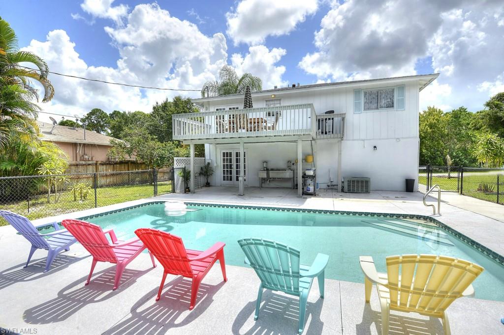 SAN CARLOS PARK - Residential