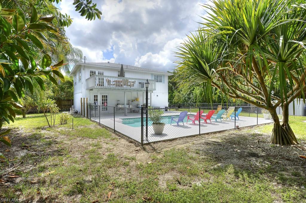 SAN CARLOS PARK - Residential