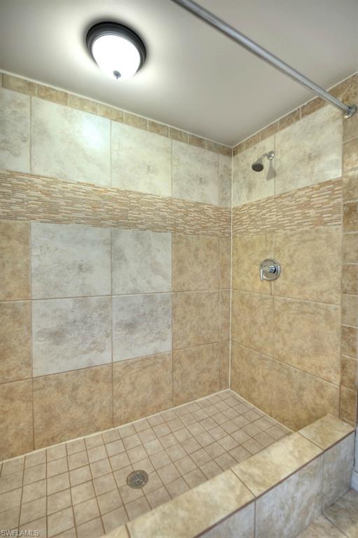 SAN CARLOS PARK - Residential