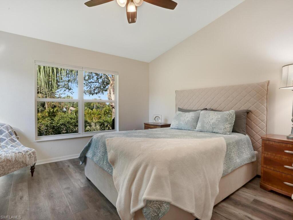 HUNTINGTON LAKES - Residential