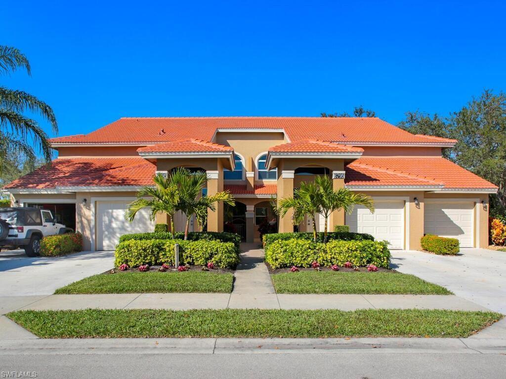 HUNTINGTON LAKES - Residential