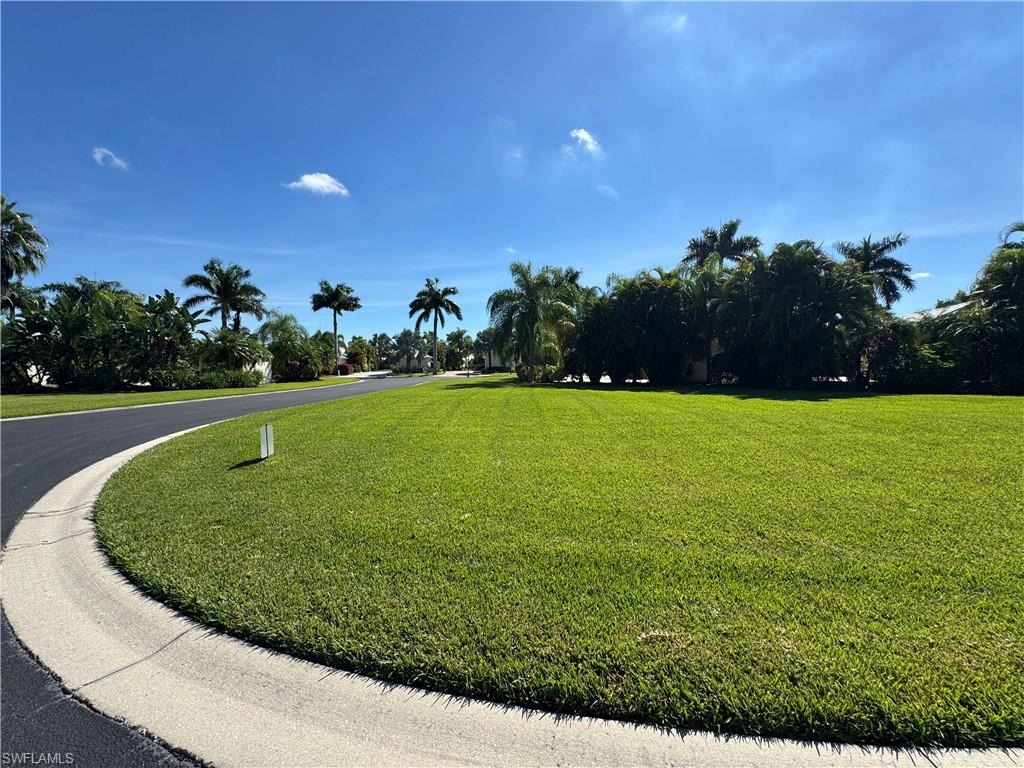 RIVERBEND MOTORCOACH RESORT - Land