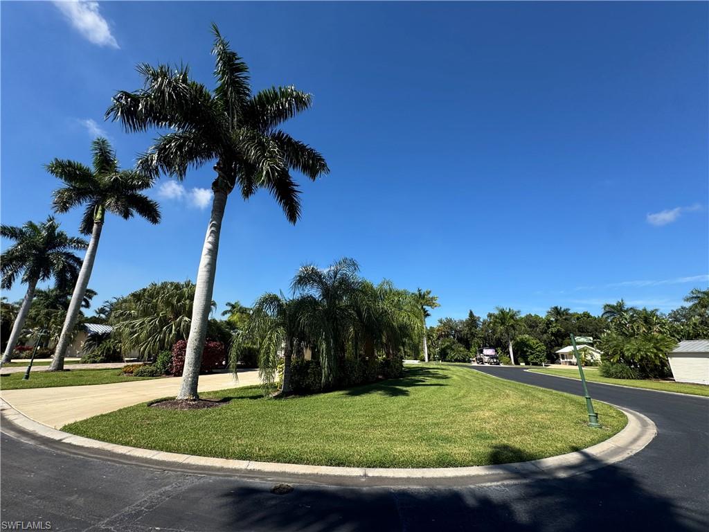 RIVERBEND MOTORCOACH RESORT - Land