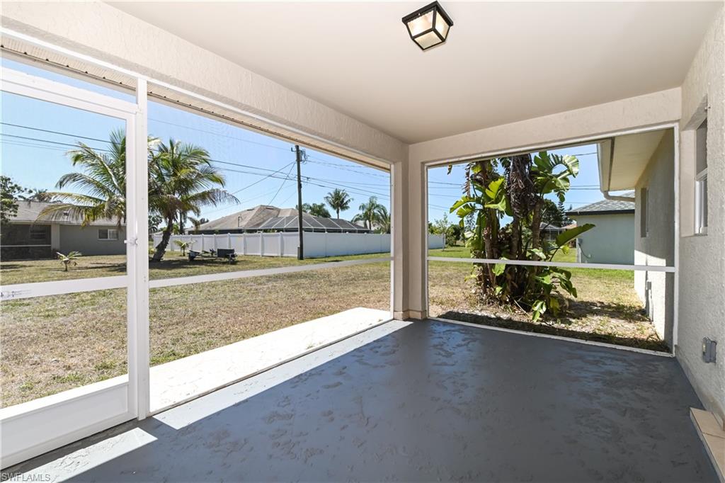 CAPE CORAL - Residential