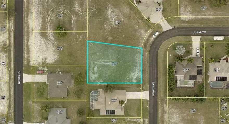 Nice Cape Coral Homesite.  Buyer to assume balance of water, sewer and irrigation assessments.