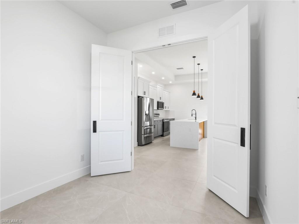 CAPE CORAL - Residential Lease