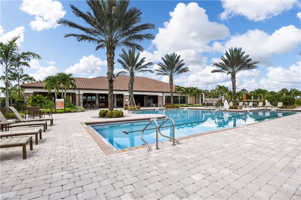 ESPLANADE AT HACIENDA LAKES - Residential