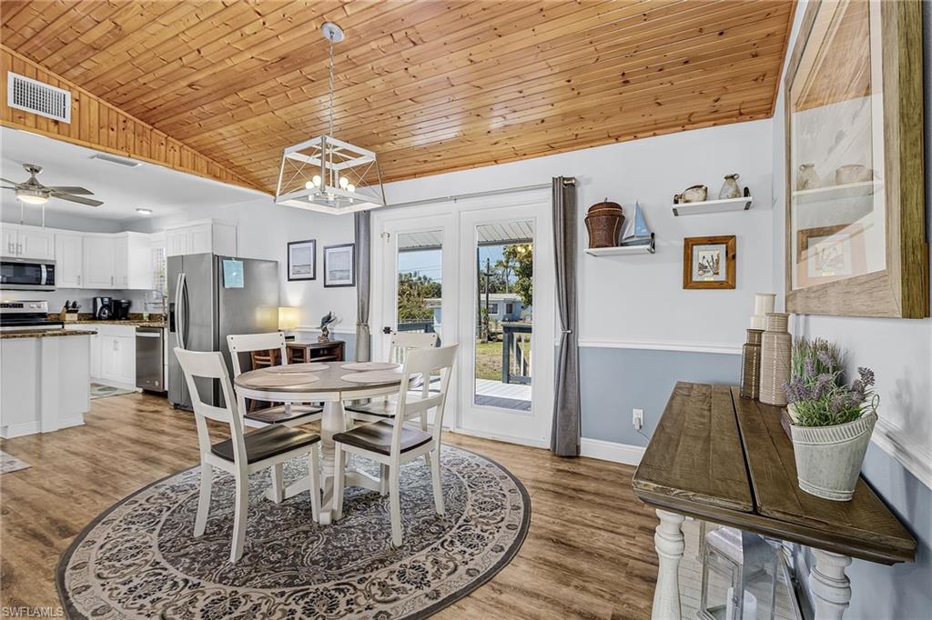 PINE ISLAND - Residential