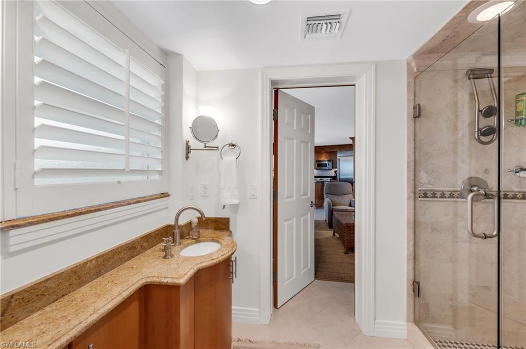 LA TOUR RIVAGE - Residential