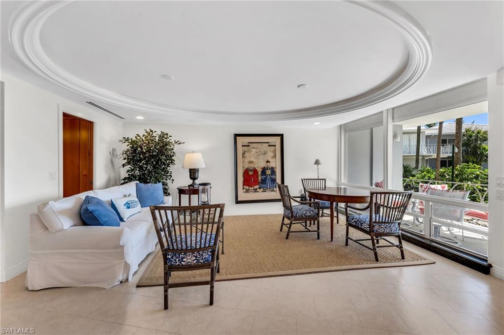 LA TOUR RIVAGE - Residential