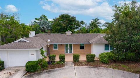 1225 Fruitland AVE MARCO ISLAND FL 34145