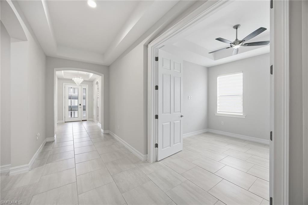 HALFMOON POINT - Residential