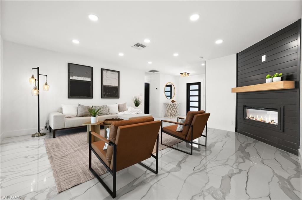 ISLES OF CAPRI - Residential